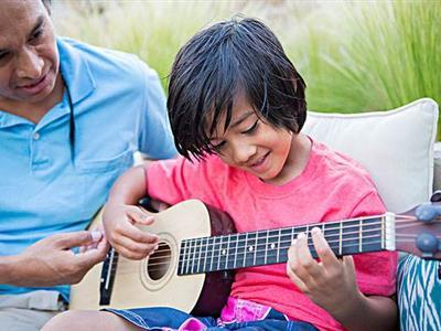 茂名吉他辅导老师哪里找？